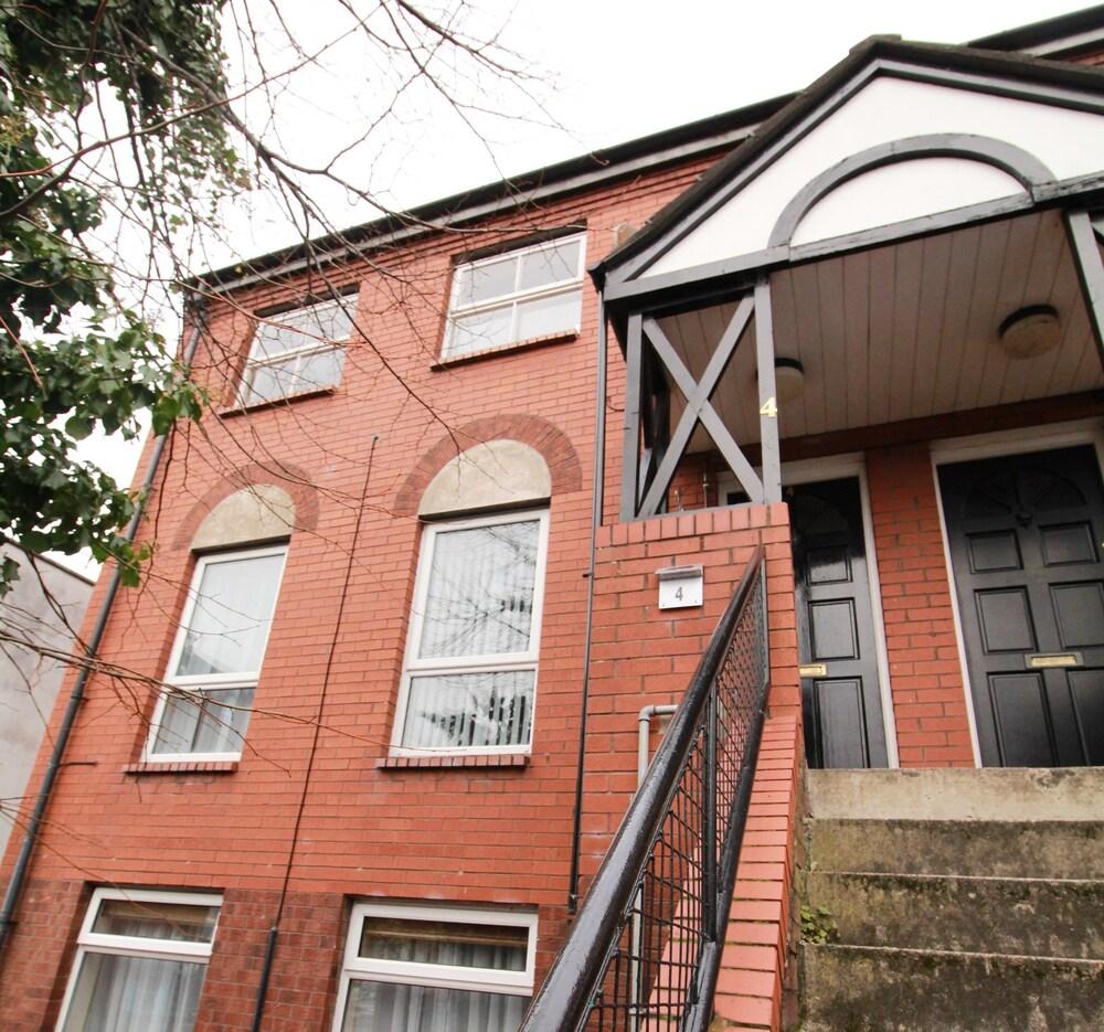 Excellent Location - City Centre - Parking - 4 Beds -2 Bedrooms Belfast Exterior foto